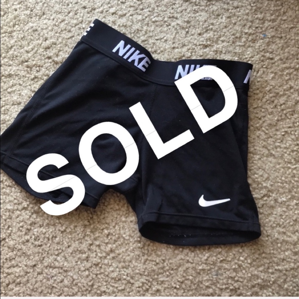 EUC Nike compression shorts - Picture 1 of 4